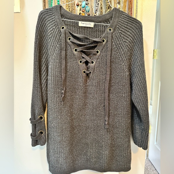 Oversized Sweater - Picture 7 of 7